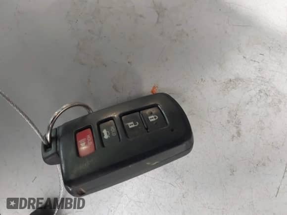 2013 Toyota Camry LE z VIN 4T1BD1FK8DU064728, wystawiony jako IAAI lot #42398146 z przebiegiem 100 867 mil mil oraz . Historia ofert i sprzedaży dostępna na DreamBid. Obrazek 11.