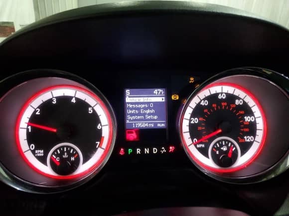 2017 Dodge Grand Caravan Crew Plus с VIN 2C4RDGDG8HR775627, выставлен на аукционе Copart как лот 70788514 с пробегом 119 584 миль миль и На запчасти • Non repairable. История ставок и продаж доступна на DreamBid. Изображение 9.