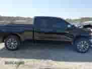 2021 Chevrolet Silverado 1500 LT z VIN 1GCRYDEK1MZ370375, wystawiony jako IAAI lot #41829020 z przebiegiem 114 542 mil mil oraz . Historia ofert i sprzedaży dostępna na DreamBid. Obrazek 12.