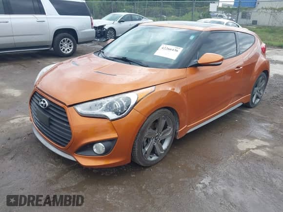 2013 Hyundai Veloster Turbo с VIN KMHTC6AE8DU176225, выставлен на аукционе IAAI как лот 42266436 с пробегом 141 308 миль миль и . История ставок и продаж доступна на DreamBid. Изображение 2.