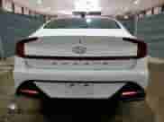 2023 Hyundai Sonata SEL z VIN KMHL64JA3PA286873, wystawiony jako Copart lot #52069635 z przebiegiem 57 183 mil mil oraz Czysty tytuł • Clean title. Historia ofert i sprzedaży dostępna na DreamBid. Obrazek 6.