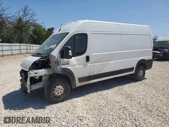 2022 Ram ProMaster Cargo с VIN 3C6LRVDG0NE103237, выставлен на аукционе Copart как лот 55868235 с пробегом 104 529 миль миль и Списание • Salvage title. История ставок и продаж доступна на DreamBid. Изображение 1.