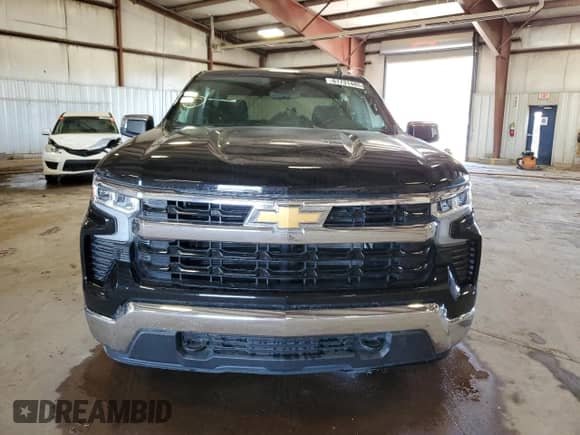 2024 Chevrolet Silverado 1500 LT z VIN 1GCUDDED2RZ131125, wystawiony jako Copart lot #61731485 z przebiegiem 18 989 mil mil oraz Szkoda całkowita • Salvage title. Historia ofert i sprzedaży dostępna na DreamBid. Obrazek 5.