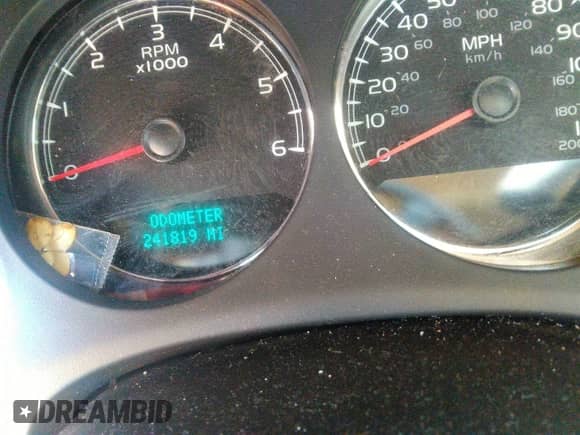 2007 Chevrolet Tahoe LTZ z VIN 1GNFK13067R280753, wystawiony jako IAAI lot #42661799 z przebiegiem 241 819 mil mil oraz . Historia ofert i sprzedaży dostępna na DreamBid. Obrazek 7.