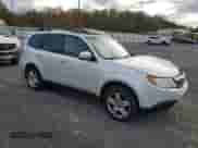 2009 Subaru Forester X Limited z VIN JF2SH64679H763264, wystawiony jako Copart lot #89503565 z przebiegiem 179 136 mil mil oraz Szkoda całkowita • Salvage title. Historia ofert i sprzedaży dostępna na DreamBid. Obrazek 4.