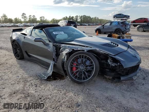 2015 Chevrolet Corvette Z06 3LZ with VIN 1G1YU2D64F5605404, listed as a Copart auction lot 62499074 with 23,299 mi miles and Salvage title. Bid and sale history available at DreamBid. Image 4.