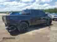 2023 Ram 1500 Laramie z VIN 1C6RREJT2PN604298, wystawiony jako Copart lot #56062935 z przebiegiem 25 916 mil mil oraz Szkoda całkowita • Salvage title. Historia ofert i sprzedaży dostępna na DreamBid. Obrazek 3.