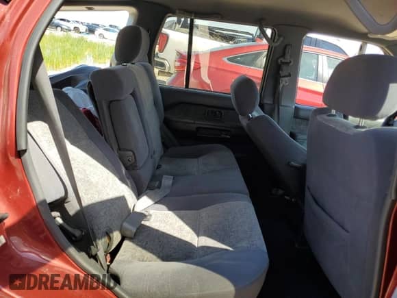 1998 Nissan Pathfinder XE with VIN JN8AR05Y4WW255611, listed as a Copart auction lot 55272355 with 204,574 mi miles and Non repairable. Bid and sale history available at DreamBid. Image 11.