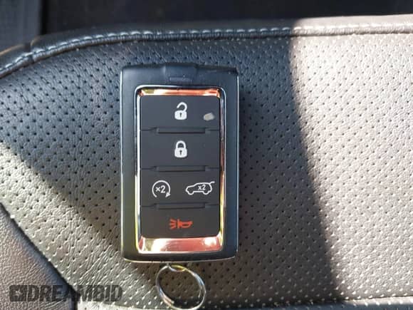2023 Jeep Grand Cherokee Limited z VIN 1C4RJKBG4P8813797, wystawiony jako IAAI lot #43094523 z przebiegiem 13 582 mil mil oraz . Historia ofert i sprzedaży dostępna na DreamBid. Obrazek 11.