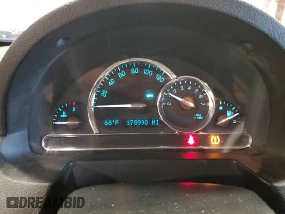 2011 Chevrolet HHR LS with VIN 3GNBAAFW3BS539108, listed as a Copart auction lot 70302934 with 178,998 mi miles and Clean title. Bid and sale history available at DreamBid. Image 9.