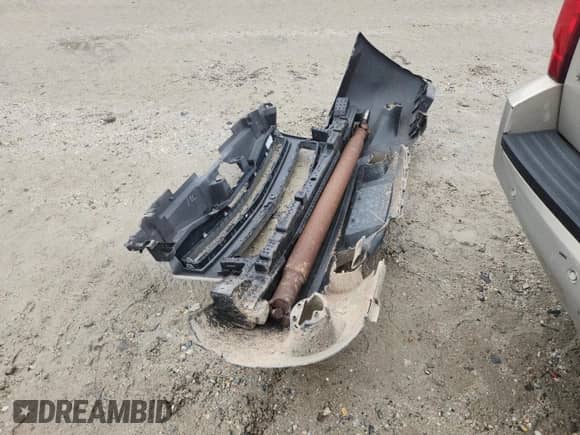 2008 Chevrolet Tahoe 3LT with VIN 1GNFC13058R192520, listed as a Copart auction lot 68013565 with 250,221 mi miles and Salvage title. Bid and sale history available at DreamBid. Image 13.