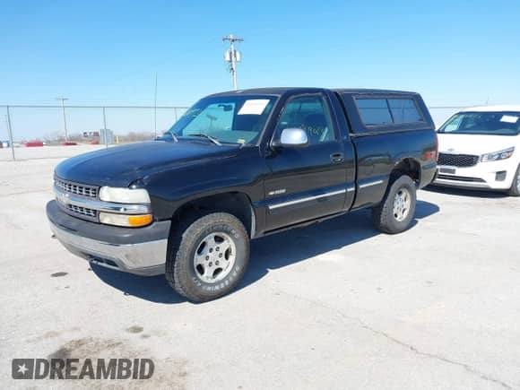 1999 Chevrolet Silverado 1500 LS with VIN 1GCEK14T9XZ213688, listed as a IAAI auction lot 41818993 with 192,743 mi miles and . Bid and sale history available at DreamBid. Image 2.