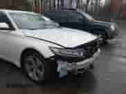 2018 Honda Accord EX z VIN 1HGCV1F42JA229226, wystawiony jako IAAI lot #41833944 z przebiegiem 82 961 mil mil oraz . Historia ofert i sprzedaży dostępna na DreamBid. Obrazek 6.