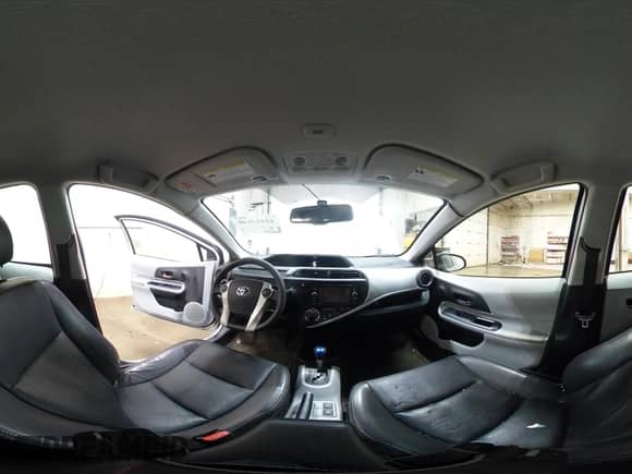 2012 Toyota Prius Two с VIN JTDKDTB37C1519700, выставлен на аукционе IAAI как лот 43453640 с пробегом 86 607 миль миль и . История ставок и продаж доступна на DreamBid. Изображение 18.