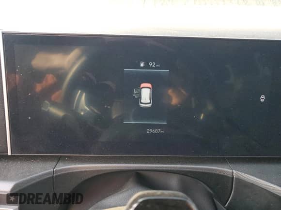 2024 Hyundai Santa Fe SEL z VIN 5NMP2DGL9RH011740, wystawiony jako Copart lot #81294345 z przebiegiem 29 687 mil mil oraz Szkoda całkowita • Salvage title. Historia ofert i sprzedaży dostępna na DreamBid. Obrazek 9.