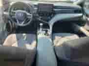 2021 Toyota Camry LE z VIN 4T1C11AK9MU586093, wystawiony jako Copart lot #80775325 z przebiegiem 181 024 mil mil oraz Szkoda całkowita • Salvage title. Historia ofert i sprzedaży dostępna na DreamBid. Obrazek 8.