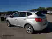 2010 Nissan Rogue S with VIN JN8AS5MV9AW611665, listed as a Copart auction lot 71457585 with 135,550 mi miles and Salvage title. Bid and sale history available at DreamBid. Image 2.
