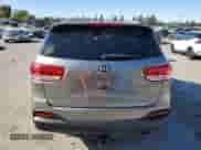 2016 Kia Sorento LX с VIN 5XYPG4A37GG117427, выставлен на аукционе Copart как лот 82567165 с пробегом 103 715 миль миль и Списание • Salvage title. История ставок и продаж доступна на DreamBid. Изображение 6.