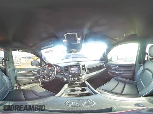 2021 Ram 1500 Laramie z VIN 1C6RREJT1MN673835, wystawiony jako Copart lot #70634005 z przebiegiem 94 330 mil mil oraz Szkoda całkowita • Salvage title. Historia ofert i sprzedaży dostępna na DreamBid. Obrazek 14.