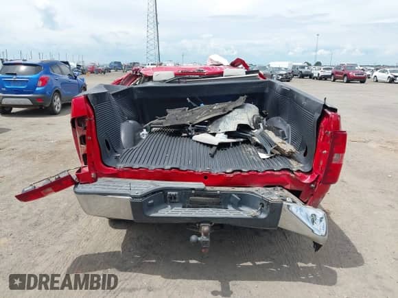 2011 Chevrolet Silverado 1500 LT с VIN 3GCPCSEA0BG127963, выставлен на аукционе IAAI как лот 42641035 с пробегом Не указан миль и . История ставок и продаж доступна на DreamBid. Изображение 16.