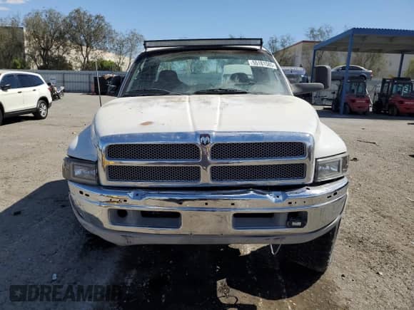1997 Dodge 2500 with VIN 3B7KF23ZXVM535810, listed as a Copart auction lot 55181585 with 189,621 mi miles and Salvage title. Bid and sale history available at DreamBid. Image 5.