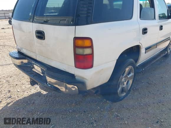 2001 Chevrolet Tahoe Special Service с VIN 1GNEC13V81J292896, выставлен на аукционе IAAI как лот 42061466 с пробегом 207 762 миль миль и . История ставок и продаж доступна на DreamBid. Изображение 13.