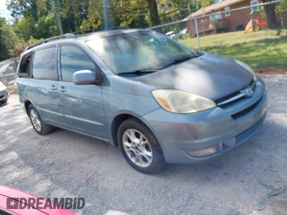 2004 Toyota Sienna XLE z VIN 5TDBA22C24S017815, wystawiony jako IAAI lot #43179426 z przebiegiem 266 043 mil mil oraz . Historia ofert i sprzedaży dostępna na DreamBid. Obrazek 1.