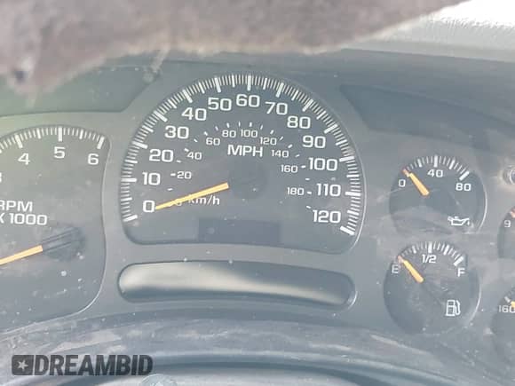 2004 Chevrolet Silverado 2500 LS с VIN 1GCGK23U64F178582, выставлен на аукционе IAAI как лот 42740464 с пробегом Не указан миль и . История ставок и продаж доступна на DreamBid. Изображение 15.