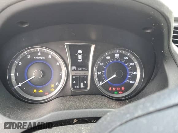2012 Hyundai Azera с VIN KMHFG4JG7CA151906, выставлен на аукционе Copart как лот 82734055 с пробегом 90 125 миль миль и Чистый • Clean title. История ставок и продаж доступна на DreamBid. Изображение 9.