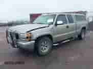 2002 GMC Sierra 1500 SLE z VIN 2GTEK19TX21147176, wystawiony jako IAAI lot #42548008 z przebiegiem 308 911 mil mil oraz . Historia ofert i sprzedaży dostępna na DreamBid. Obrazek 18.