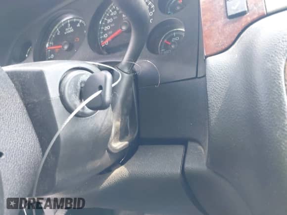 2011 Chevrolet Avalanche LT с VIN 3GNMCFE03BG371616, выставлен на аукционе IAAI как лот 43335472 с пробегом 219 830 миль миль и . История ставок и продаж доступна на DreamBid. Изображение 11.