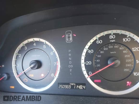 2010 Honda Accord EX with VIN 1HGCP3F74AA011191, listed as a IAAI auction lot 43386518 with 250,969 mi miles and . Bid and sale history available at DreamBid. Image 7.