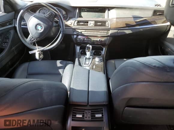 2015 BMW 5 Series 528i с VIN WBA5A5C52FD524840, выставлен на аукционе Copart как лот 64687565 с пробегом 114 763 миль миль и Списание • Salvage title. История ставок и продаж доступна на DreamBid. Изображение 8.