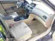 2008 Honda Accord LX с VIN 1HGCP26348A102575, выставлен на аукционе IAAI как лот 43259734 с пробегом 127 248 миль миль и . История ставок и продаж доступна на DreamBid. Изображение 5.