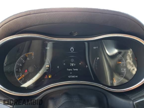 2015 Jeep Grand Cherokee Overland с VIN 1C4RJFCT4FC943285, выставлен на аукционе Copart как лот 67813775 с пробегом 107 340 миль миль и Чистый • Clean title. История ставок и продаж доступна на DreamBid. Изображение 9.