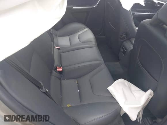 2015 Volvo S60 T5 Premier с VIN YV1612TB9F1302898, выставлен на аукционе IAAI как лот 42616685 с пробегом 34 446 миль миль и . История ставок и продаж доступна на DreamBid. Изображение 8.