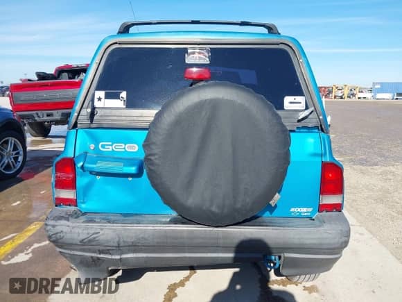 1997 Chevrolet Tracker with VIN 2CNBE1865V6904672, listed as a IAAI auction lot 41296166 with 266,743 mi miles and . Bid and sale history available at DreamBid. Image 16.