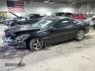 2001 Chevrolet Camaro Z28 с VIN 2G1FP22G112133354, выставлен на аукционе Copart как лот 51655455 с пробегом 140 756 миль миль и На запчасти • Non repairable. История ставок и продаж доступна на DreamBid. Изображение 1.