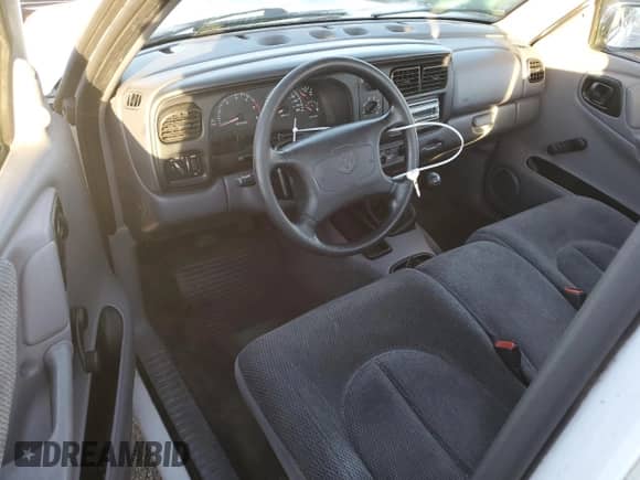 1999 Dodge Dakota SLT with VIN 1B7FL26X6XS142370, listed as a Copart auction lot 84569414 with 154,902 mi miles and Clean title. Bid and sale history available at DreamBid. Image 8.