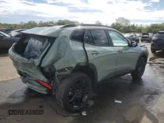 2025 Chevrolet Trax ACTIV с VIN KL77LKEP6SC116342, выставлен на аукционе Copart как лот 81070515 с пробегом Не указан миль и Списание • Salvage title. История ставок и продаж доступна на DreamBid. Изображение 3.