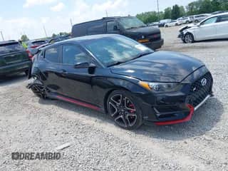 2021 Hyundai Veloster z VIN KMHT36AH3MU009393, wystawiony jako IAAI lot #42656366 z przebiegiem 27 613 mil mil oraz . Historia ofert i sprzedaży dostępna na DreamBid. Obrazek 1.