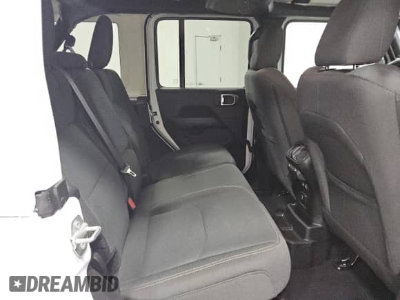 2025 Jeep Wrangler Sahara with VIN 1C4RJXP62SW578124, listed as a Copart auction lot 84775855 with 10,902 mi miles and Clean title. Bid and sale history available at DreamBid. Image 11.