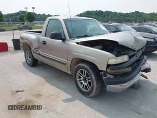 2001 Chevrolet Silverado 1500 with VIN 1GCEC14V41Z120003, listed as a IAAI auction lot 42349073 with 216,504 mi miles and . Bid and sale history available at DreamBid. Image 1.
