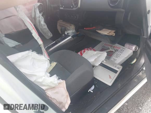 2022 Toyota Tacoma SR with VIN 3TYSX5EN9NT014347, listed as a IAAI auction lot 41631557 with 10 mi miles and . Bid and sale history available at DreamBid. Image 5.