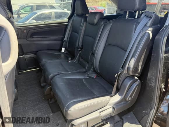 2024 Honda Odyssey EX-L z VIN 5FNRL6H68RB018609, wystawiony jako IAAI lot #43349619 z przebiegiem 15 445 mil mil oraz . Historia ofert i sprzedaży dostępna na DreamBid. Obrazek 8.