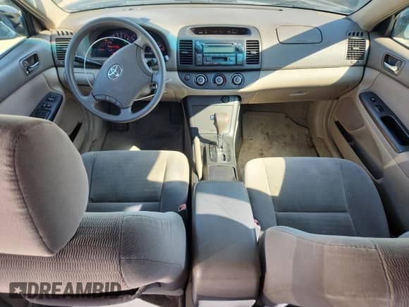 2005 Toyota Camry LE with VIN 4T1BE32K45U069019, listed as a Copart auction lot 84793825 with 225,470 mi miles and Salvage title. Bid and sale history available at DreamBid. Image 8.