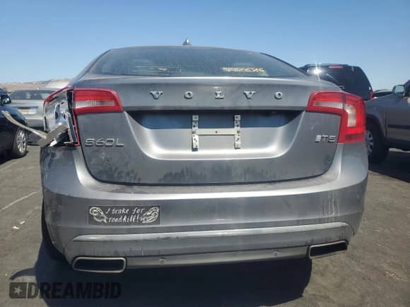 2018 Volvo S60 Inscription с VIN LYV402HK5JB164741, выставлен на аукционе Copart как лот 70395625 с пробегом 106 022 миль миль и Списание • Salvage title. История ставок и продаж доступна на DreamBid. Изображение 6.