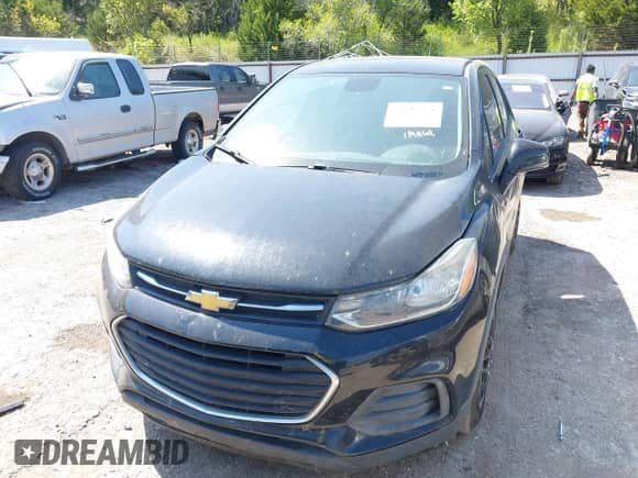 2018 Chevrolet Trax LS z VIN 3GNCJKSB3JL160860, wystawiony jako IAAI lot #43195256 z przebiegiem 128 748 mil mil oraz . Historia ofert i sprzedaży dostępna na DreamBid. Obrazek 12.