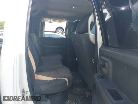 2009 Dodge 1500 SLT z VIN 1D3HB18P29S732322, wystawiony jako IAAI lot #42385852 z przebiegiem 309 859 mil mil oraz . Historia ofert i sprzedaży dostępna na DreamBid. Obrazek 8.
