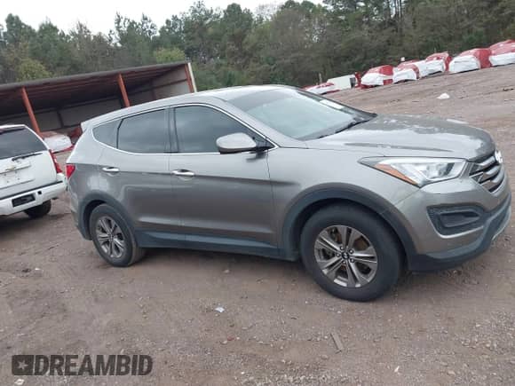 2016 Hyundai Santa Fe with VIN 5XYZT3LB9GG364905, listed as a IAAI auction lot 43513956 with 199,453 mi miles and . Bid and sale history available at DreamBid. Image 13.